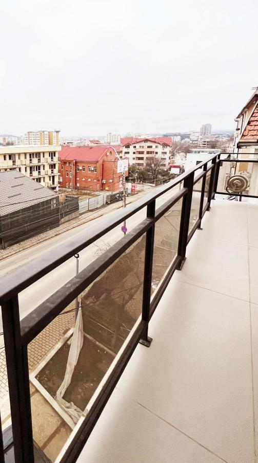 Cubrio Apartments Iasi Exterior photo
